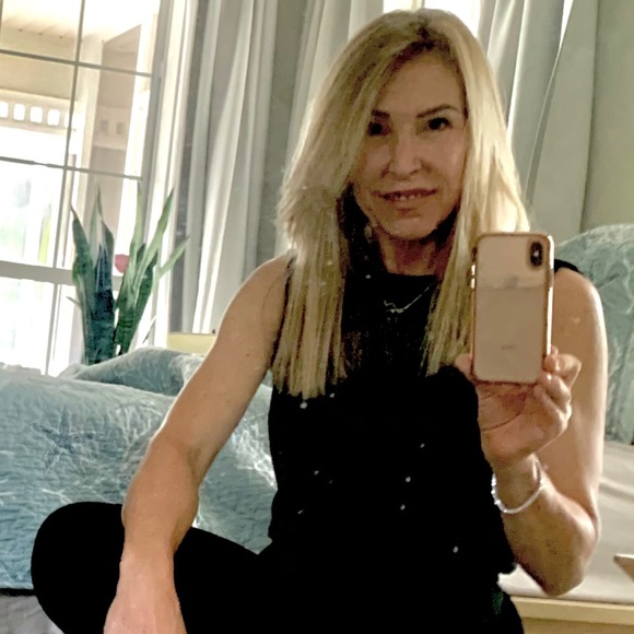 Meet your Posher, Sam - Picture 2 of 2